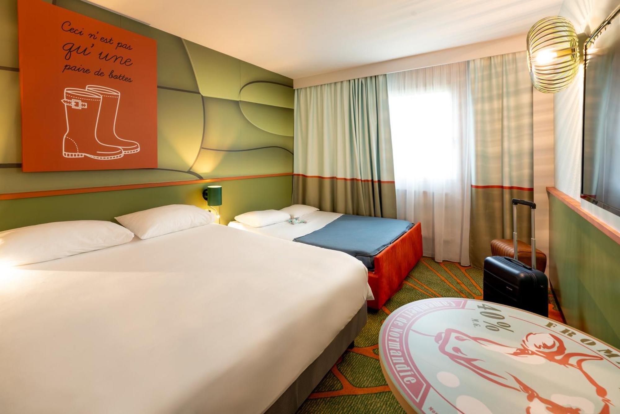 Ibis Styles Lisieux Normandie Exterior foto